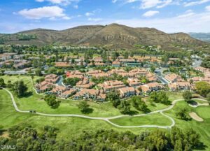 Simi Valley overview, located in Ventura County, 30 miles from Downtown Los Angeles, adjacent to Thousand Oaks, Moorpark, and Chatsworth.